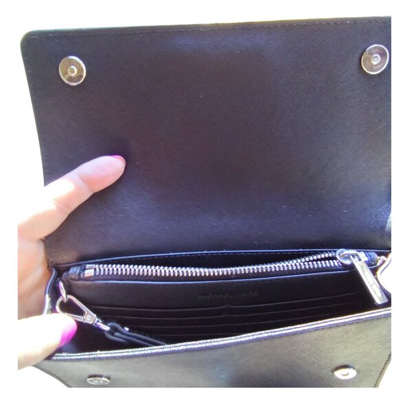 Michael Kors Black Leather Crossbody Cardholder Wristlet 3-1 $348 - Picture 5 of 6